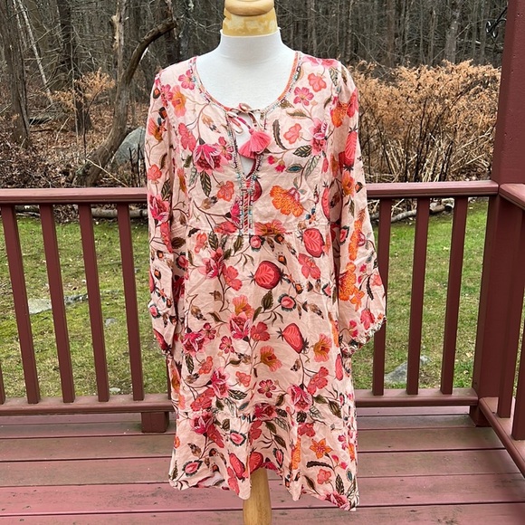 NWOT! JOHNNY WAS Size XL floral boho front keyhole tie linen dress